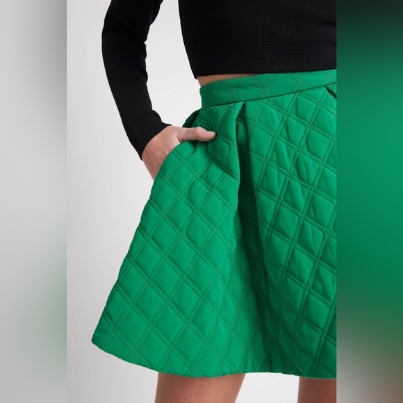 AJE Promise Quilted Mini Skirt Emerald Green - Picture 3 of 8